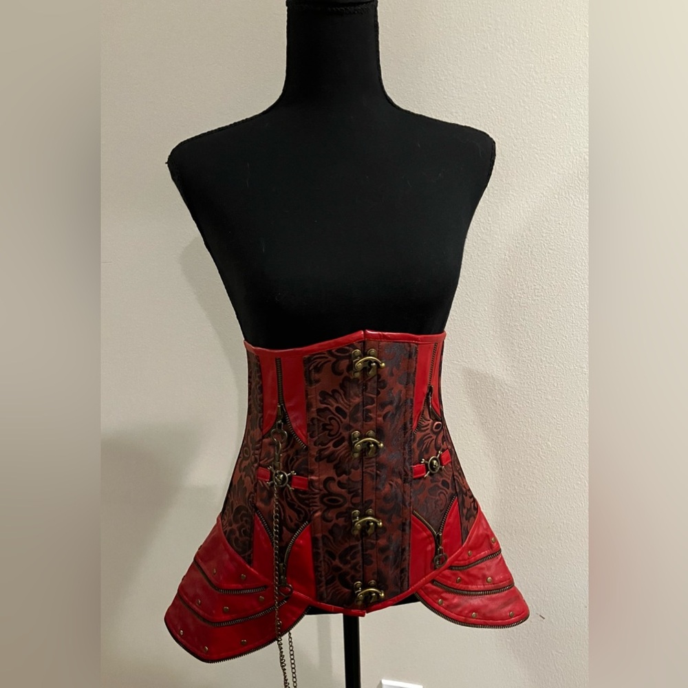 Corset under bust 28”